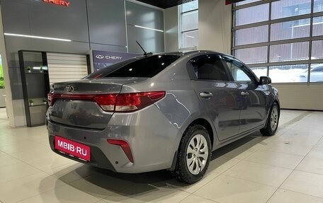 KIA Rio IV, 2018 год, 1 000 000 рублей, 4 фотография