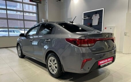 KIA Rio IV, 2018 год, 1 000 000 рублей, 6 фотография