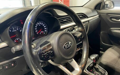 KIA Rio IV, 2018 год, 1 000 000 рублей, 13 фотография