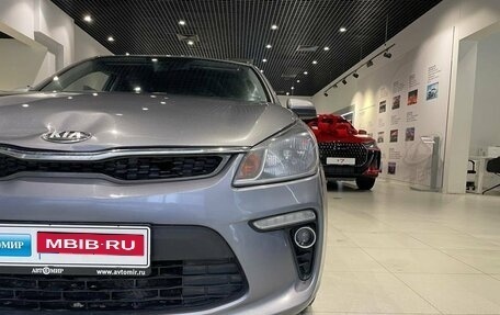 KIA Rio IV, 2018 год, 1 000 000 рублей, 9 фотография