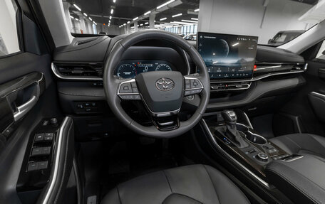 Toyota Highlander, 2025 год, 5 500 000 рублей, 7 фотография