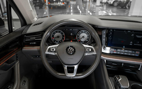 Volkswagen Touareg III, 2020 год, 4 590 000 рублей, 10 фотография