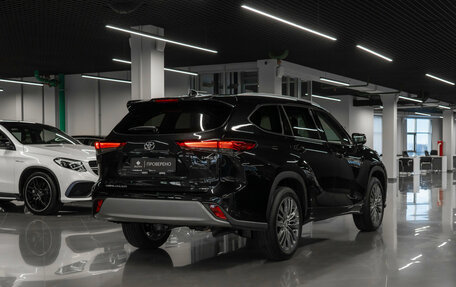 Toyota Highlander, 2025 год, 5 550 000 рублей, 4 фотография