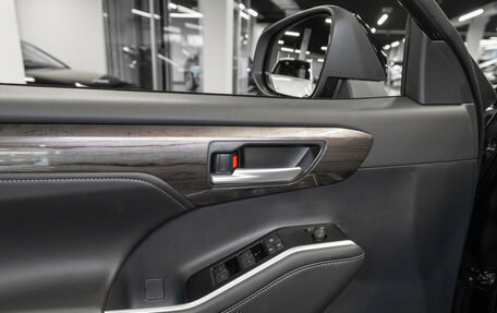 Toyota Highlander, 2025 год, 5 550 000 рублей, 20 фотография