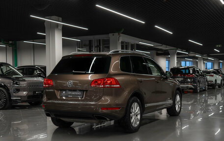 Volkswagen Touareg III, 2012 год, 1 980 000 рублей, 5 фотография