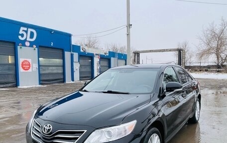 Toyota Camry, 2011 год, 1 170 000 рублей, 1 фотография