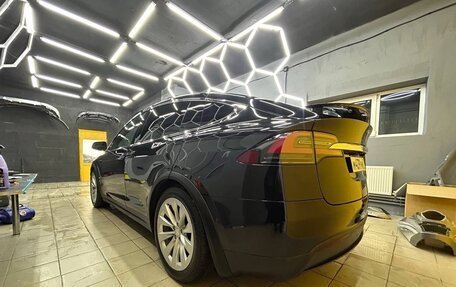 Tesla Model X I, 2017 год, 3 100 000 рублей, 5 фотография