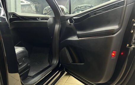 Tesla Model X I, 2017 год, 3 100 000 рублей, 12 фотография