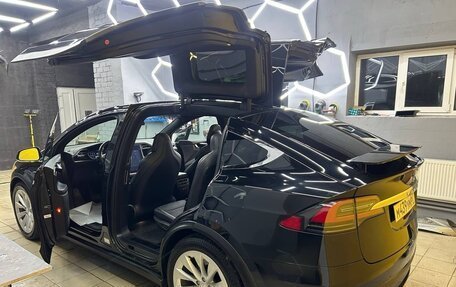 Tesla Model X I, 2017 год, 3 100 000 рублей, 19 фотография