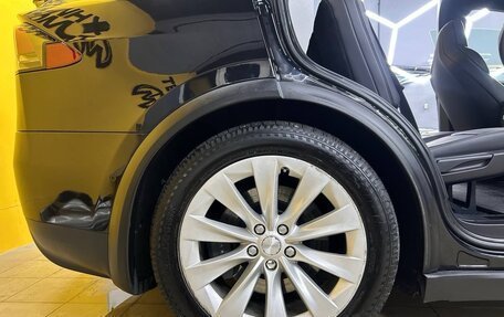 Tesla Model X I, 2017 год, 3 100 000 рублей, 24 фотография