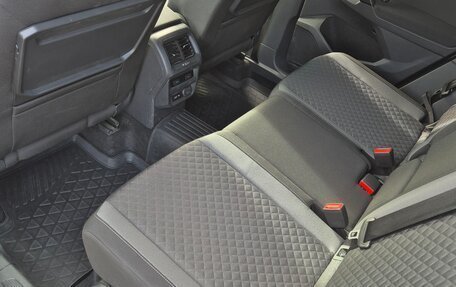 Volkswagen Tiguan II, 2020 год, 3 150 000 рублей, 10 фотография