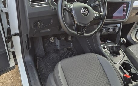 Volkswagen Tiguan II, 2020 год, 3 150 000 рублей, 11 фотография