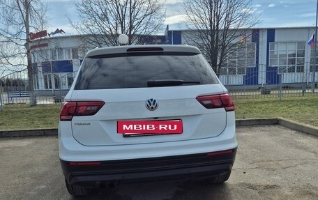 Volkswagen Tiguan II, 2020 год, 3 150 000 рублей, 4 фотография