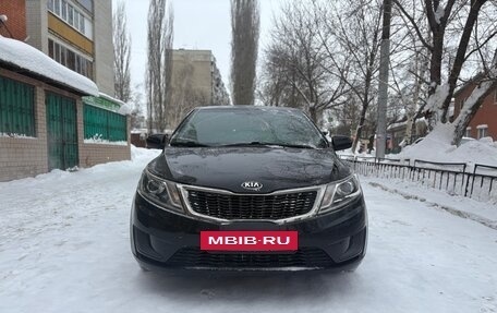 KIA Rio III рестайлинг, 2014 год, 810 000 рублей, 2 фотография