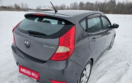 Hyundai Solaris II рестайлинг, 2012 год, 700 000 рублей, 5 фотография