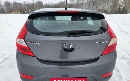 Hyundai Solaris II рестайлинг, 2012 год, 700 000 рублей, 6 фотография