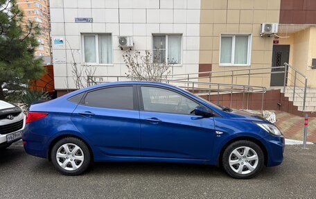 Hyundai Solaris II рестайлинг, 2011 год, 815 000 рублей, 3 фотография