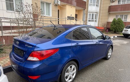 Hyundai Solaris II рестайлинг, 2011 год, 815 000 рублей, 4 фотография