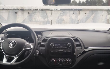 Renault Kaptur I рестайлинг, 2021 год, 1 400 000 рублей, 10 фотография