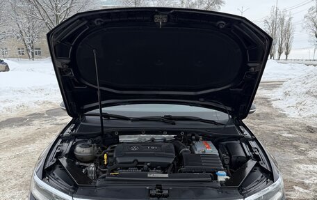 Volkswagen Passat B8 рестайлинг, 2015 год, 1 790 000 рублей, 15 фотография