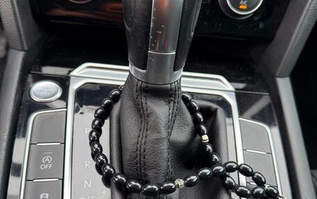 Volkswagen Passat B8 рестайлинг, 2015 год, 1 790 000 рублей, 17 фотография