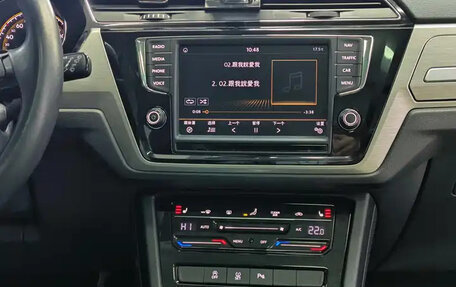 Volkswagen Touran III, 2021 год, 2 089 000 рублей, 17 фотография