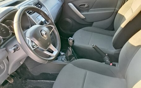 Renault Logan II, 2021 год, 670 000 рублей, 7 фотография