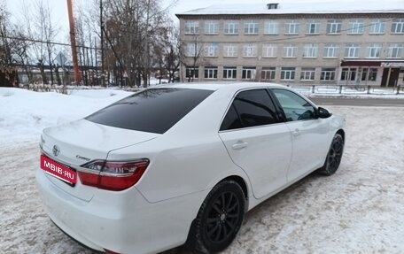 Toyota Camry, 2015 год, 2 100 000 рублей, 6 фотография