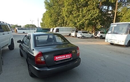 Hyundai Accent II, 2004 год, 350 000 рублей, 13 фотография