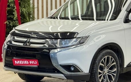 Mitsubishi Outlander III рестайлинг 3, 2018 год, 2 100 000 рублей, 6 фотография