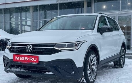 Volkswagen Tiguan II, 2025 год, 3 650 000 рублей, 2 фотография