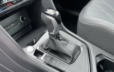 Volkswagen Tiguan II, 2025 год, 3 650 000 рублей, 11 фотография