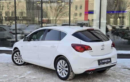 Opel Astra J, 2014 год, 1 140 000 рублей, 6 фотография