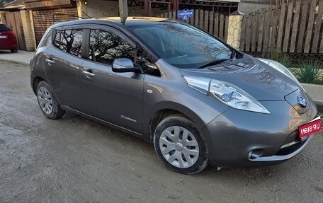Nissan Leaf I, 2014 год, 860 000 рублей, 1 фотография