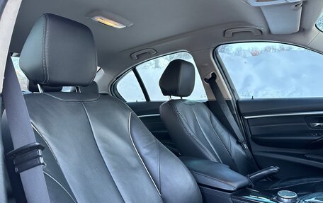 BMW 3 серия, 2016 год, 1 970 000 рублей, 15 фотография