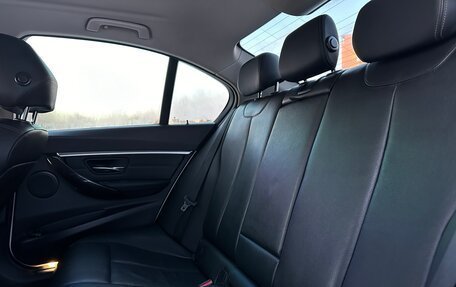 BMW 3 серия, 2016 год, 1 970 000 рублей, 16 фотография