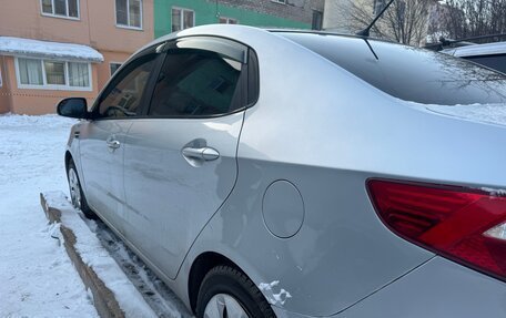 KIA Rio III рестайлинг, 2011 год, 750 000 рублей, 5 фотография