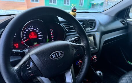 KIA Rio III рестайлинг, 2011 год, 750 000 рублей, 8 фотография