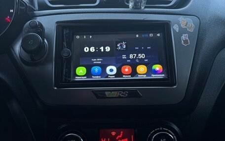 KIA Rio III рестайлинг, 2011 год, 750 000 рублей, 11 фотография