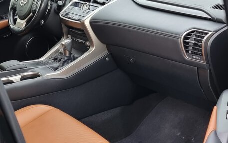 Lexus NX I, 2019 год, 3 890 000 рублей, 17 фотография