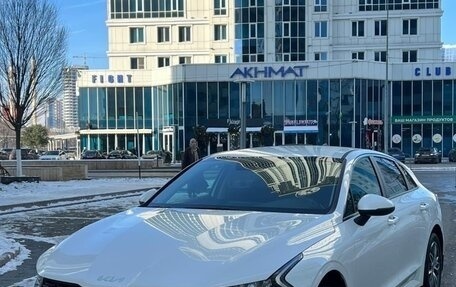 KIA K5, 2021 год, 2 750 000 рублей, 1 фотография