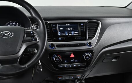 Hyundai Solaris II рестайлинг, 2018 год, 1 249 000 рублей, 8 фотография