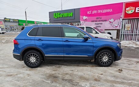 Volkswagen Tiguan II, 2018 год, 2 450 000 рублей, 5 фотография