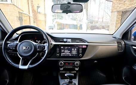 KIA Rio IV, 2021 год, 1 670 000 рублей, 10 фотография