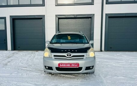 Toyota Corolla Verso I, 2007 год, 909 000 рублей, 9 фотография