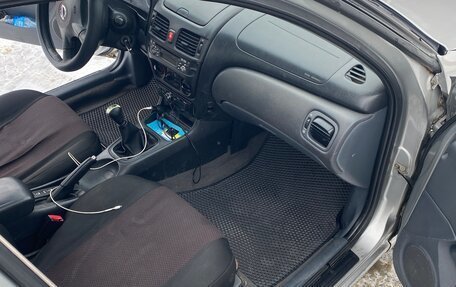 Nissan Almera, 2005 год, 254 000 рублей, 11 фотография