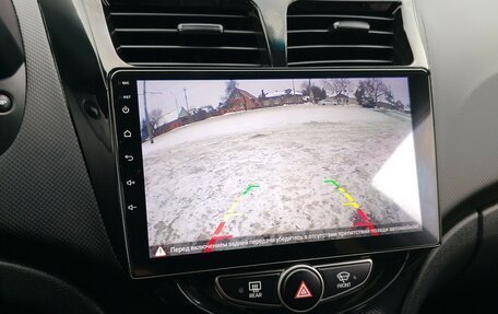 Hyundai Solaris II рестайлинг, 2016 год, 1 180 000 рублей, 4 фотография