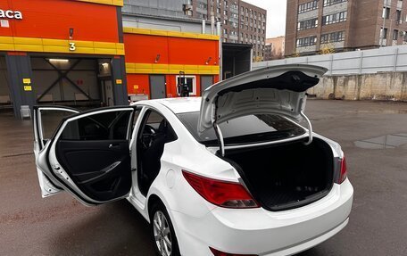 Hyundai Solaris II рестайлинг, 2016 год, 1 130 000 рублей, 24 фотография