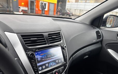 Hyundai Solaris II рестайлинг, 2016 год, 1 130 000 рублей, 26 фотография