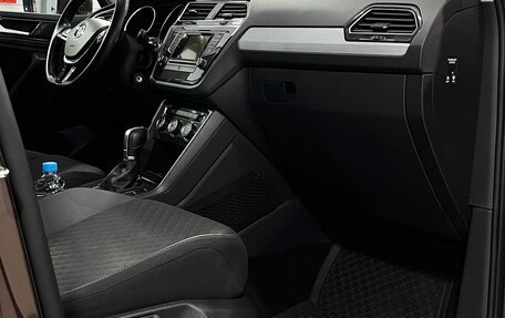 Volkswagen Tiguan I, 2017 год, 2 350 000 рублей, 5 фотография